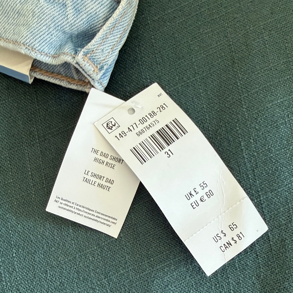 Abercrombie & Fitch Light Wash Dad-Style Denim Shorts - Picture 4 of 4